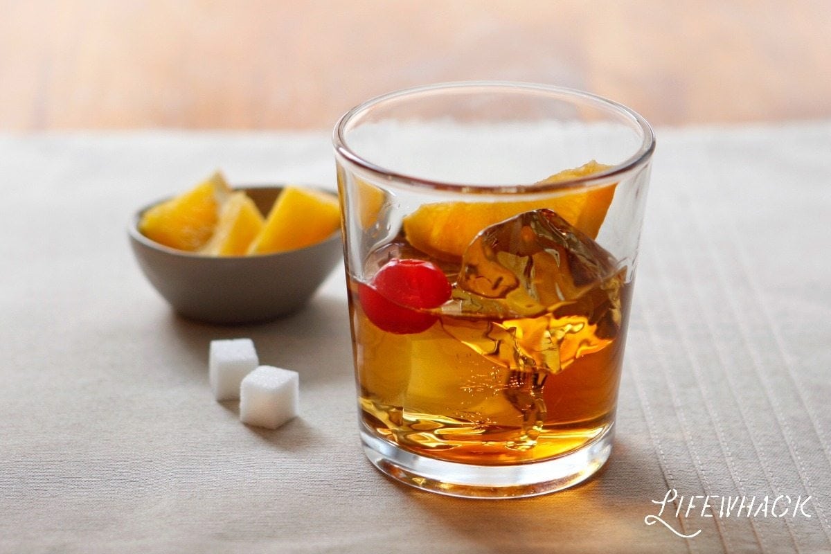 The Best Old Fashioned Cocktail Recipe in all The Land